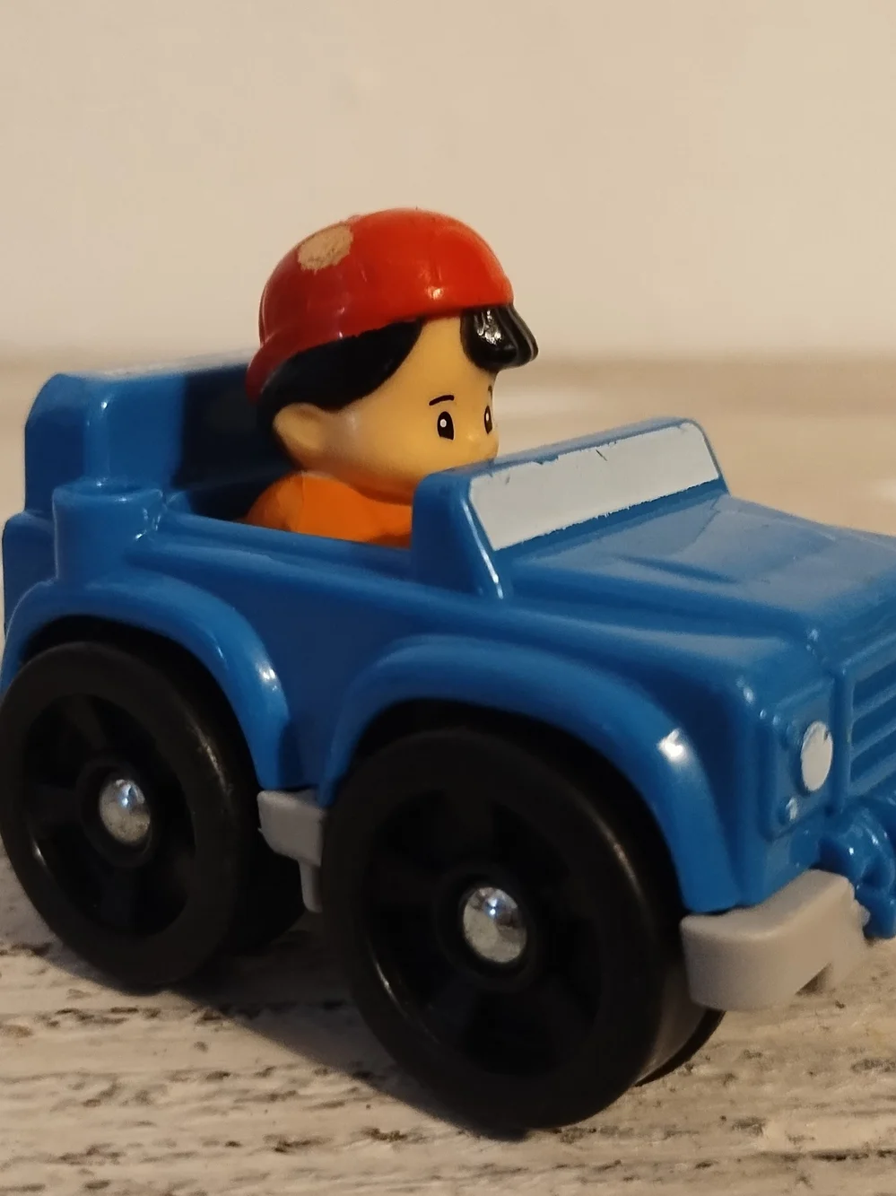 Fisher-Price Little People Wheelies Blue Car Jeep with Boy 2014 Rare